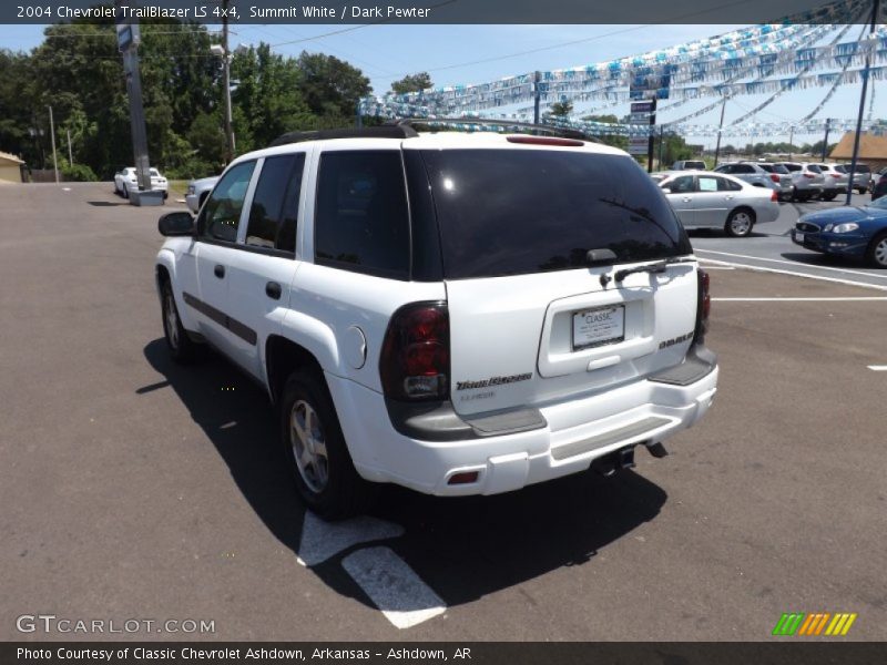 Summit White / Dark Pewter 2004 Chevrolet TrailBlazer LS 4x4