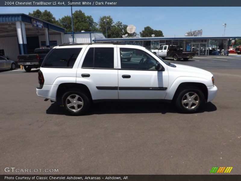 Summit White / Dark Pewter 2004 Chevrolet TrailBlazer LS 4x4