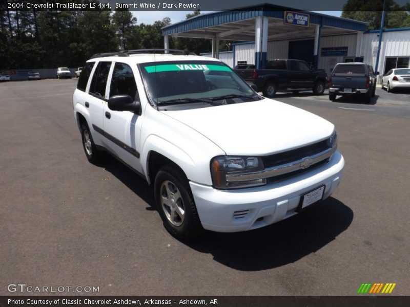 Summit White / Dark Pewter 2004 Chevrolet TrailBlazer LS 4x4