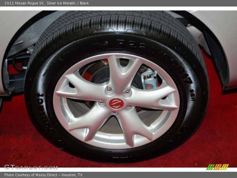 Silver Ice Metallic / Black 2011 Nissan Rogue SV