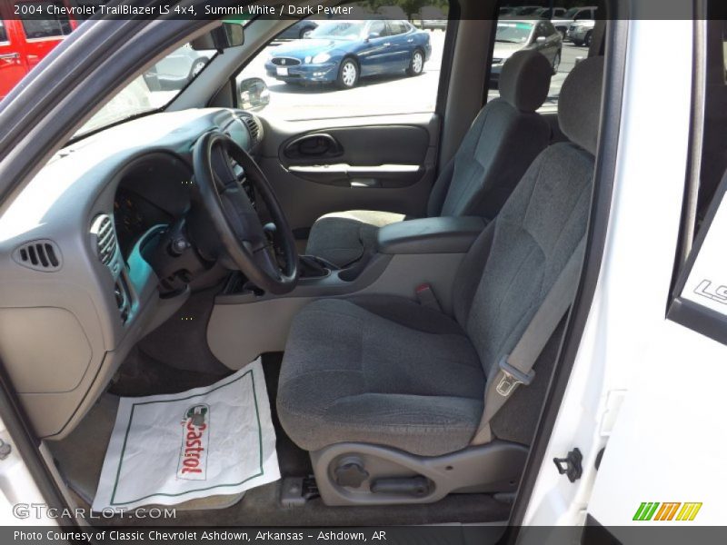Summit White / Dark Pewter 2004 Chevrolet TrailBlazer LS 4x4