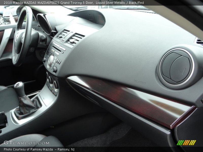 Dashboard of 2010 MAZDA3 MAZDASPEED3 Grand Touring 5 Door