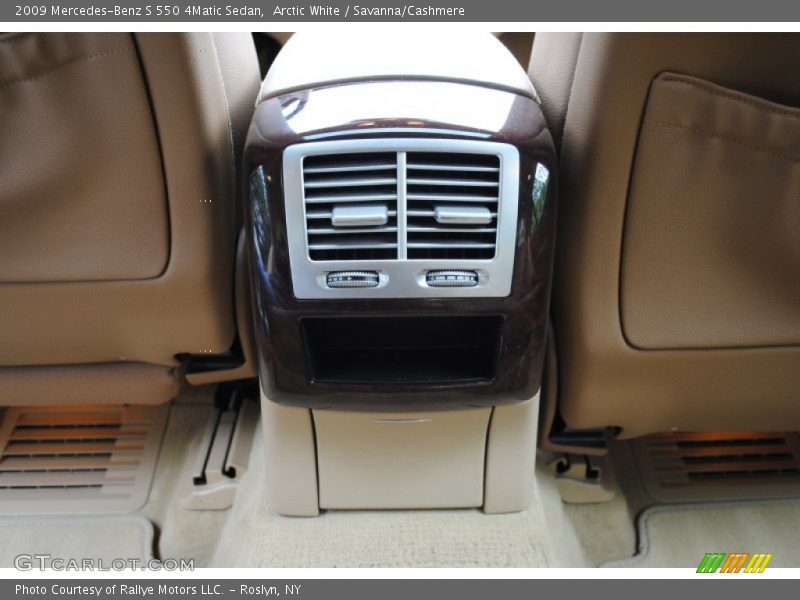 Arctic White / Savanna/Cashmere 2009 Mercedes-Benz S 550 4Matic Sedan