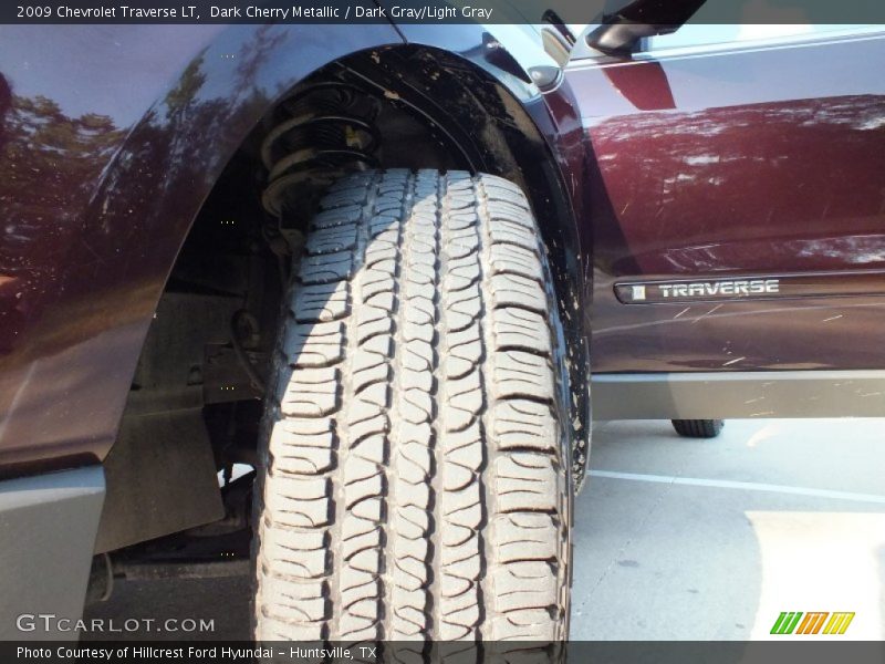 Dark Cherry Metallic / Dark Gray/Light Gray 2009 Chevrolet Traverse LT