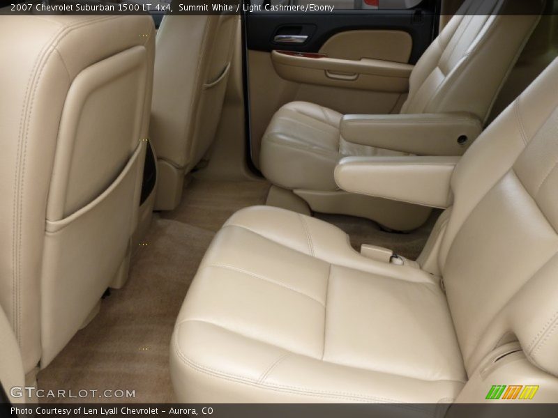 Summit White / Light Cashmere/Ebony 2007 Chevrolet Suburban 1500 LT 4x4