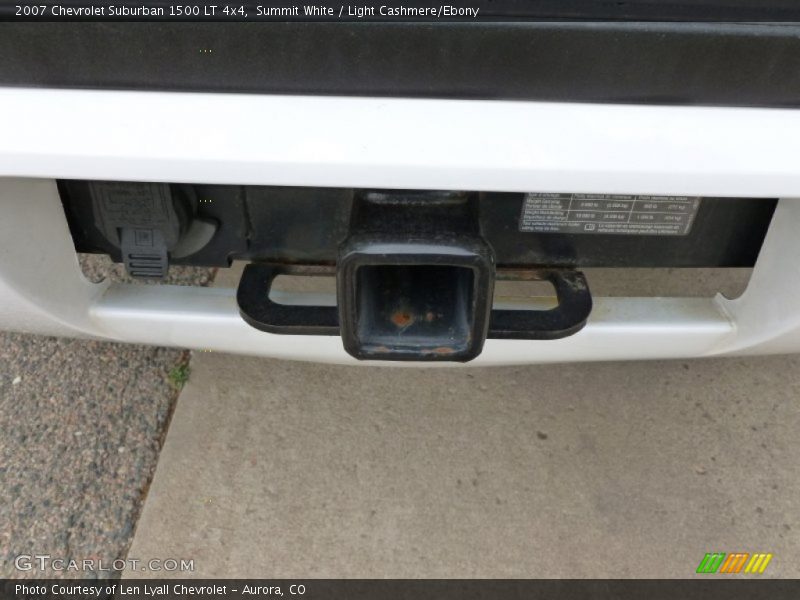 Summit White / Light Cashmere/Ebony 2007 Chevrolet Suburban 1500 LT 4x4