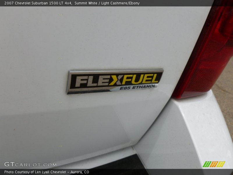 Summit White / Light Cashmere/Ebony 2007 Chevrolet Suburban 1500 LT 4x4