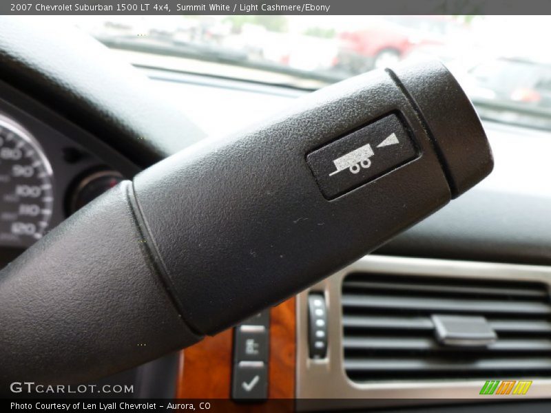Summit White / Light Cashmere/Ebony 2007 Chevrolet Suburban 1500 LT 4x4