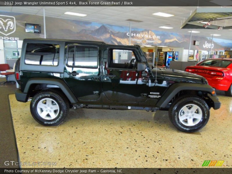 Black Forest Green Pearl / Black 2012 Jeep Wrangler Unlimited Sport S 4x4