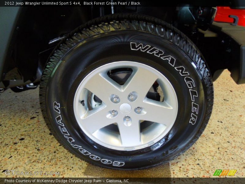 Black Forest Green Pearl / Black 2012 Jeep Wrangler Unlimited Sport S 4x4
