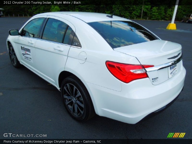 Bright White / Black 2012 Chrysler 200 Touring Sedan