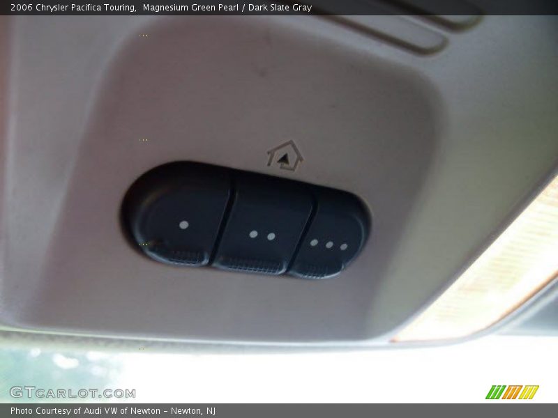 Magnesium Green Pearl / Dark Slate Gray 2006 Chrysler Pacifica Touring
