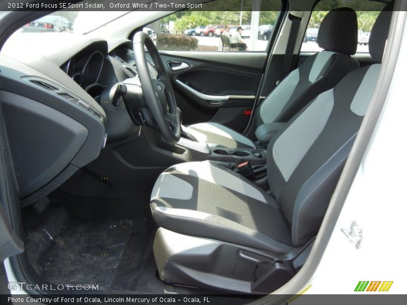 Oxford White / Two-Tone Sport 2012 Ford Focus SE Sport Sedan