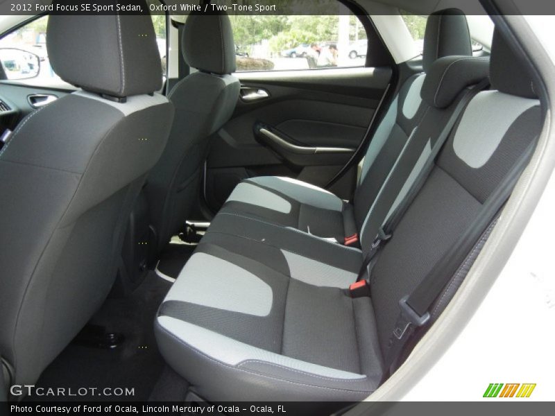 Oxford White / Two-Tone Sport 2012 Ford Focus SE Sport Sedan