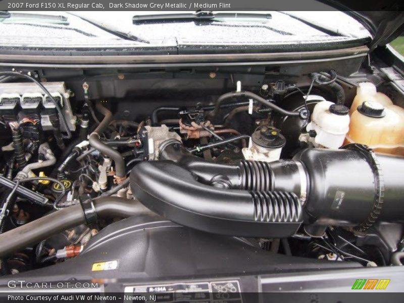 Dark Shadow Grey Metallic / Medium Flint 2007 Ford F150 XL Regular Cab