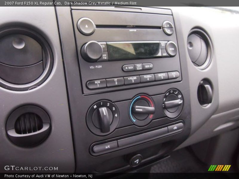 Dark Shadow Grey Metallic / Medium Flint 2007 Ford F150 XL Regular Cab