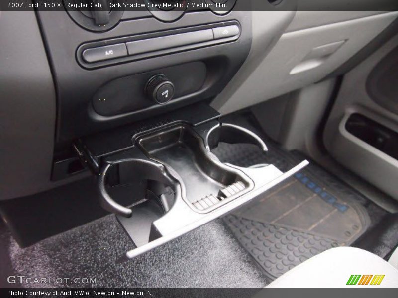 Dark Shadow Grey Metallic / Medium Flint 2007 Ford F150 XL Regular Cab