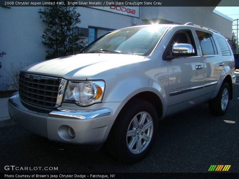 Bright Silver Metallic / Dark Slate Gray/Light Slate Gray 2008 Chrysler Aspen Limited 4WD