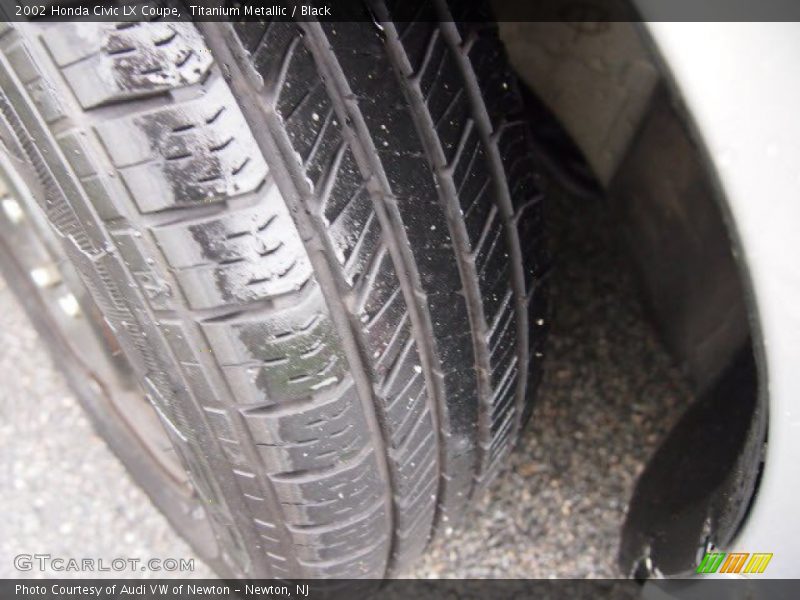 Titanium Metallic / Black 2002 Honda Civic LX Coupe