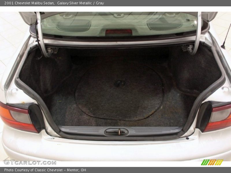 Galaxy Silver Metallic / Gray 2001 Chevrolet Malibu Sedan