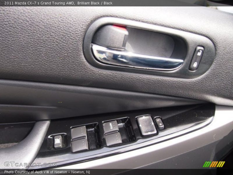 Controls of 2011 CX-7 s Grand Touring AWD