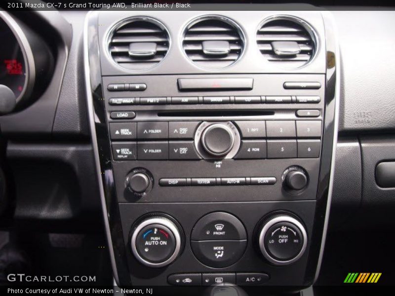 Controls of 2011 CX-7 s Grand Touring AWD