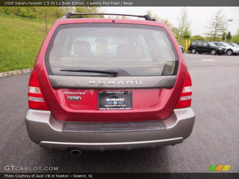 Cayenne Red Pearl / Beige 2005 Subaru Forester 2.5 XS L.L.Bean Edition