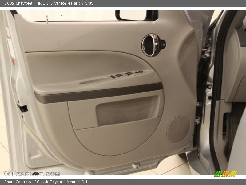 Silver Ice Metallic / Gray 2009 Chevrolet HHR LT