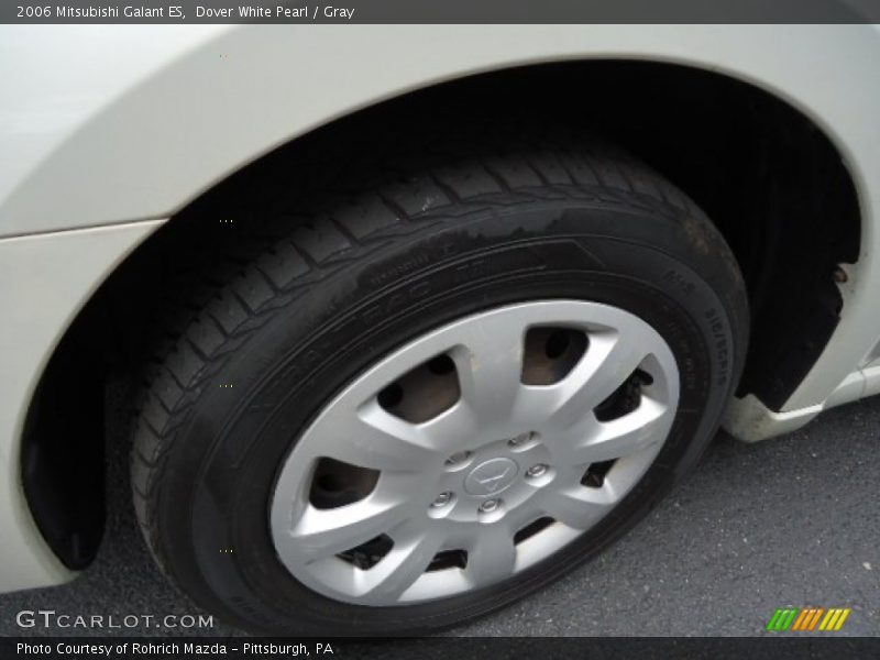 Dover White Pearl / Gray 2006 Mitsubishi Galant ES