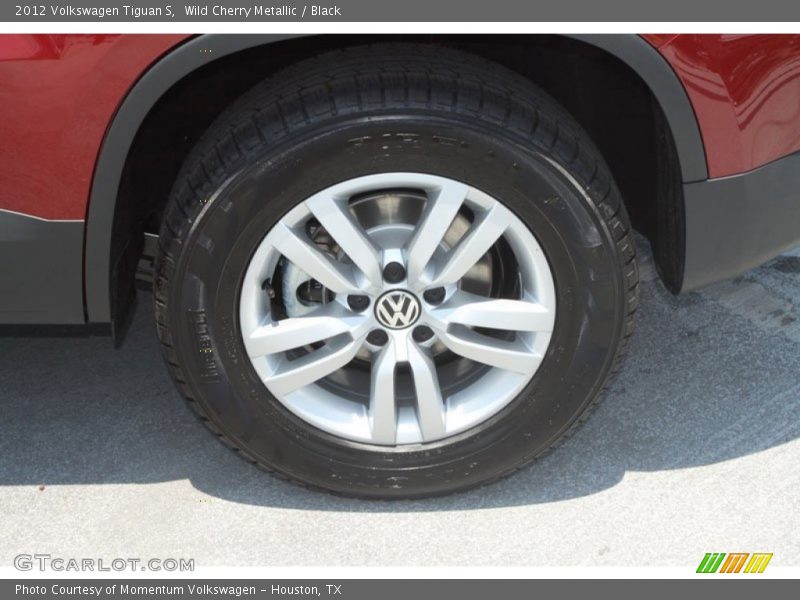 Wild Cherry Metallic / Black 2012 Volkswagen Tiguan S