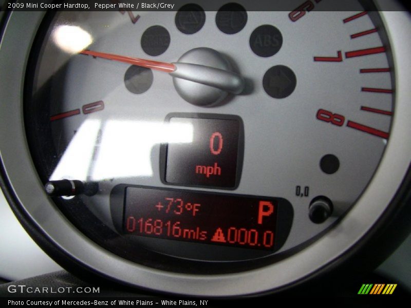 Pepper White / Black/Grey 2009 Mini Cooper Hardtop