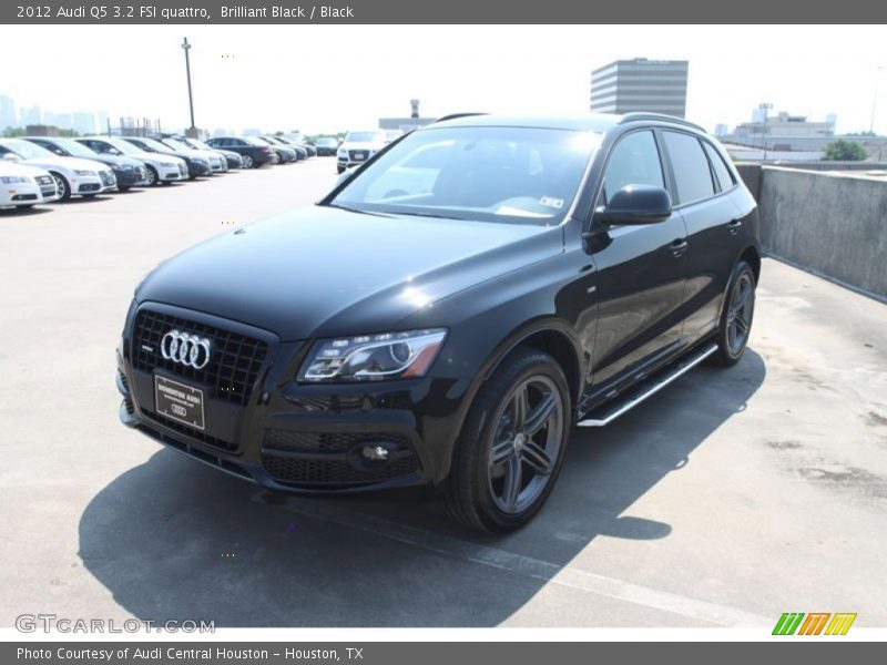 Brilliant Black / Black 2012 Audi Q5 3.2 FSI quattro