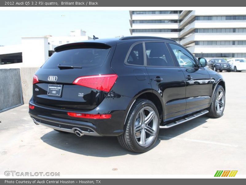 Brilliant Black / Black 2012 Audi Q5 3.2 FSI quattro