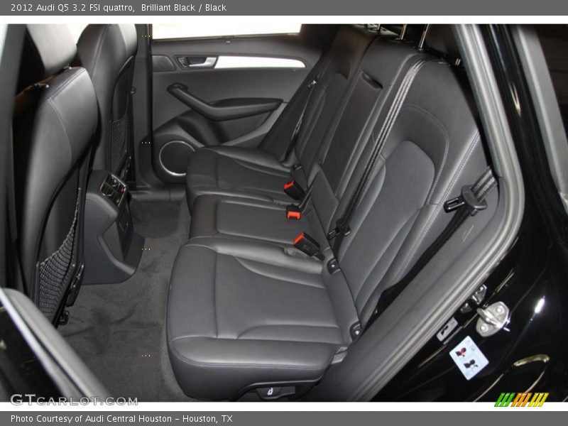 Brilliant Black / Black 2012 Audi Q5 3.2 FSI quattro