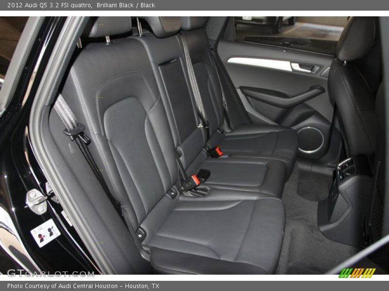Brilliant Black / Black 2012 Audi Q5 3.2 FSI quattro