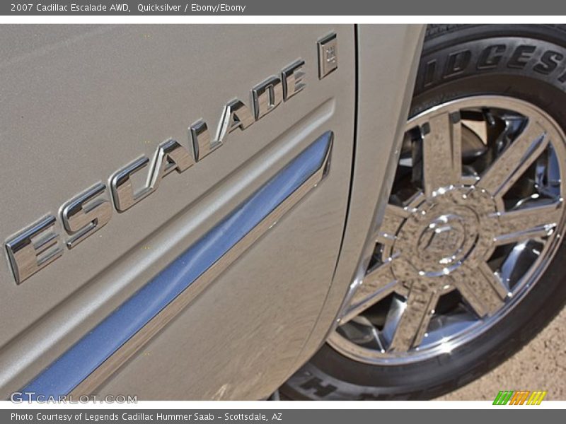  2007 Escalade AWD Logo