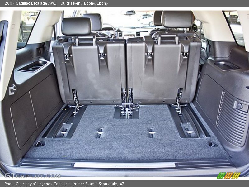  2007 Escalade AWD Trunk