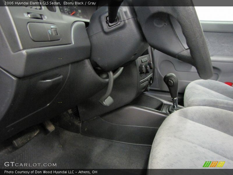 Ebony Black / Gray 2006 Hyundai Elantra GLS Sedan