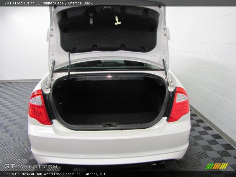 White Suede / Charcoal Black 2010 Ford Fusion SE