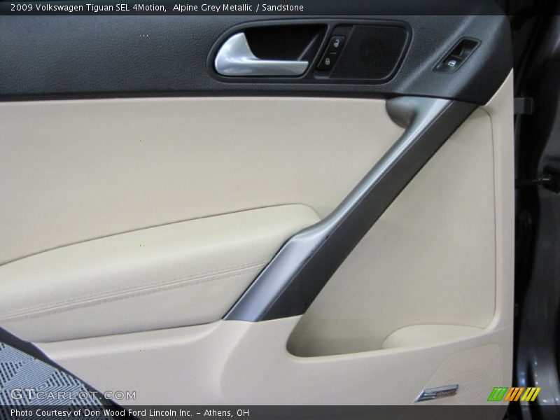Alpine Grey Metallic / Sandstone 2009 Volkswagen Tiguan SEL 4Motion