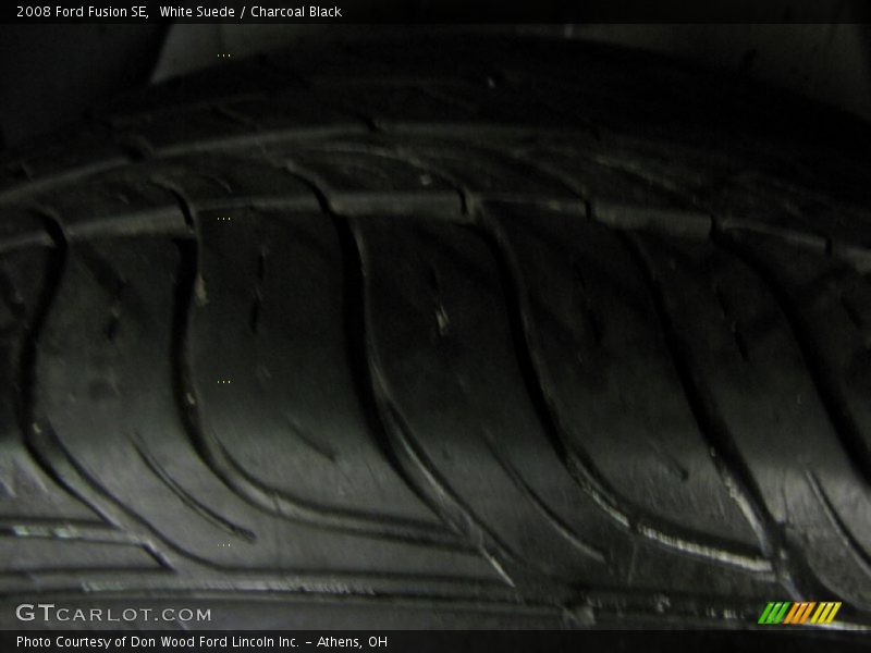 White Suede / Charcoal Black 2008 Ford Fusion SE