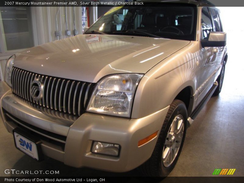 Silver Birch Metallic / Charcoal Black 2007 Mercury Mountaineer Premier AWD