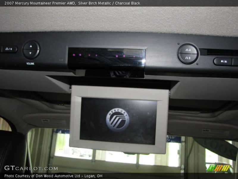 Silver Birch Metallic / Charcoal Black 2007 Mercury Mountaineer Premier AWD
