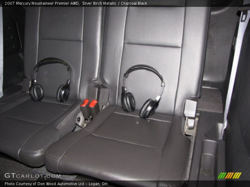 Silver Birch Metallic / Charcoal Black 2007 Mercury Mountaineer Premier AWD
