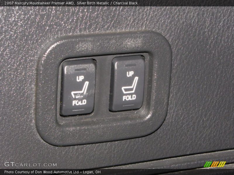 Silver Birch Metallic / Charcoal Black 2007 Mercury Mountaineer Premier AWD
