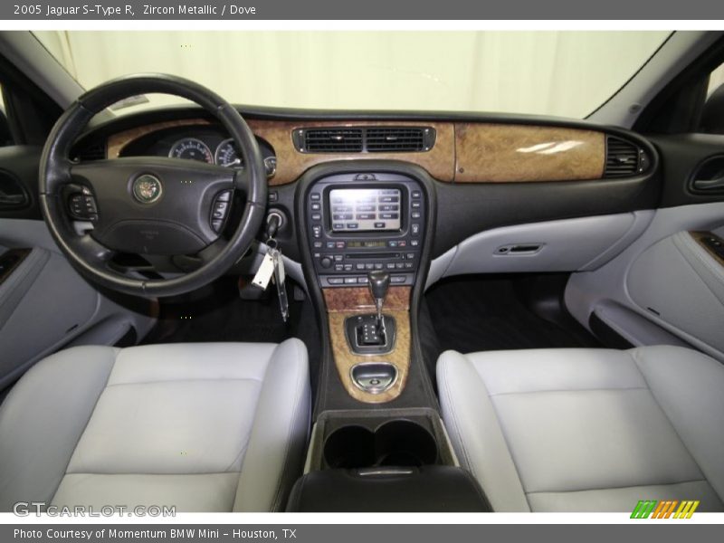 Dashboard of 2005 S-Type R