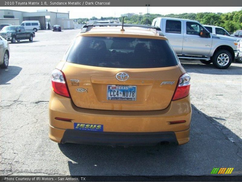 Sundance Metallic / Dark Charcoal 2010 Toyota Matrix 1.8