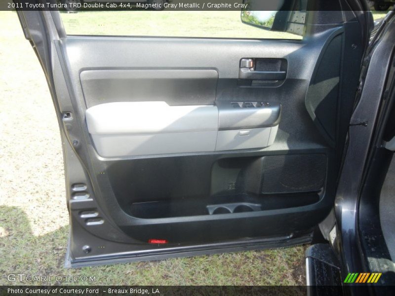 Magnetic Gray Metallic / Graphite Gray 2011 Toyota Tundra TRD Double Cab 4x4