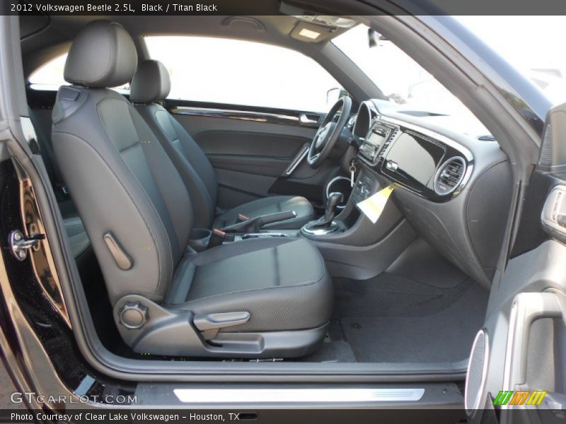  2012 Beetle 2.5L Titan Black Interior