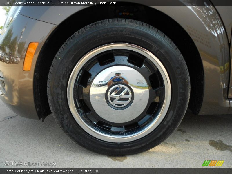 Toffee Brown Metallic / Titan Black 2012 Volkswagen Beetle 2.5L